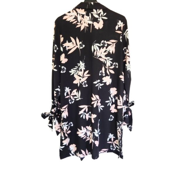 Roz & Ali Black and White Floral Wrap Open Jacket, Lapel Collar, Long Sleeve - Picture 2 of 10